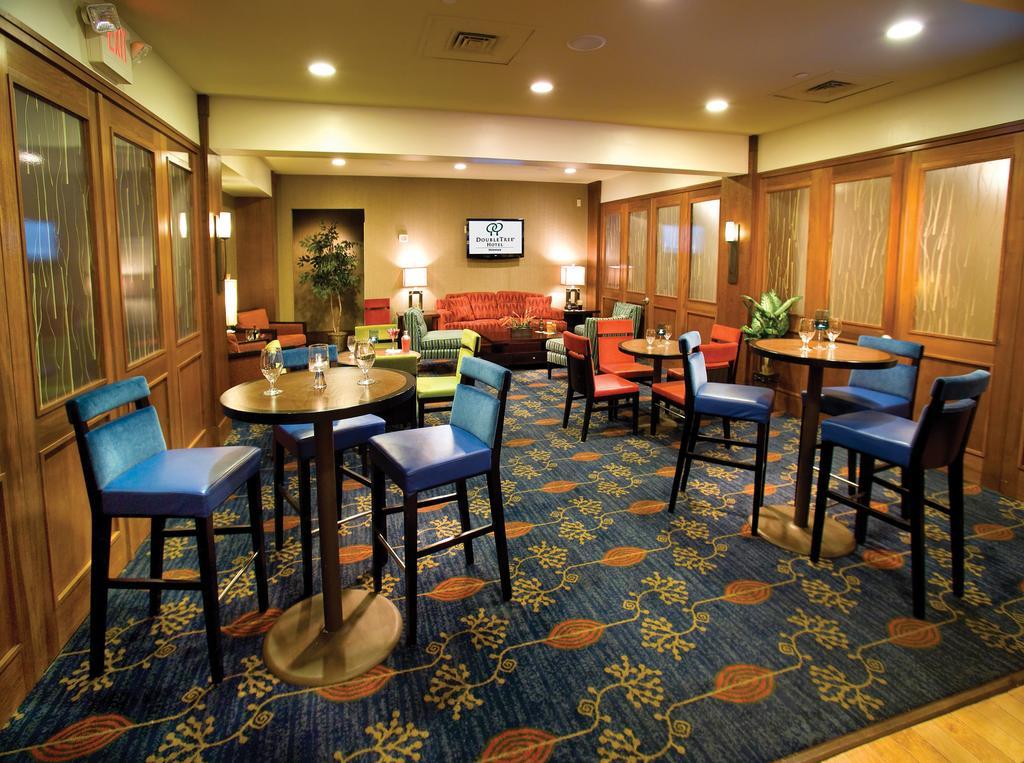 Doubletree By Hilton Norwalk Hotel Restaurant foto